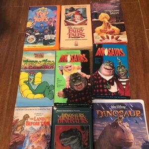 Lot 9 Childrens Vhs Tapes Wiggles Dinosaurs land before time Christmas Sesame st